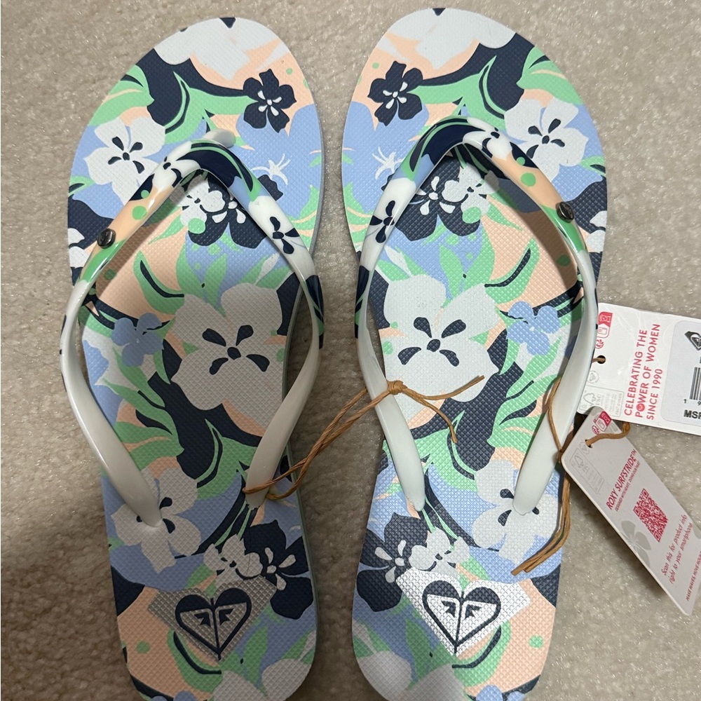 Roxy Floral Flip Flops - Multicolor